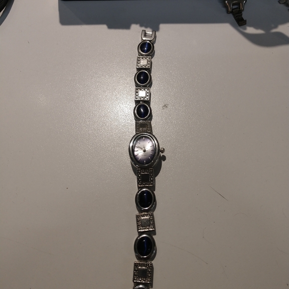 Quartz Watch - Picture 4 of 4
